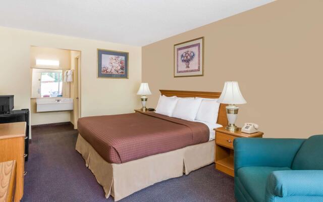 Days Inn by Wyndham Christiansburg