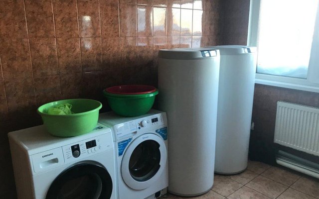 Общежитие Полярник на Промысловой