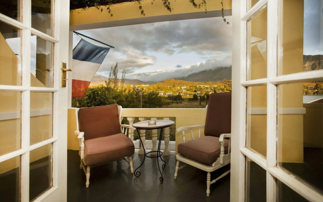 Karoo Art Hotel