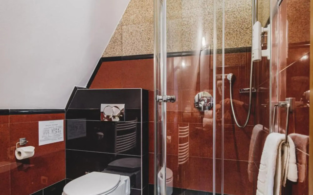 Hotel Solaris