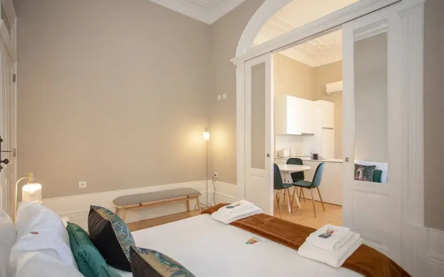 Liiiving in Porto - Balcony Design Apartment
