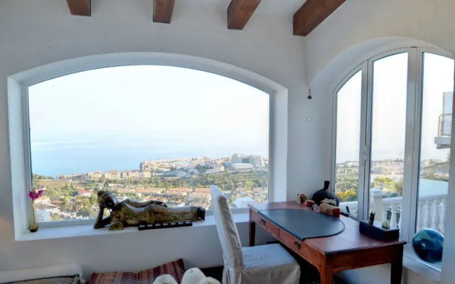 Zen House with Amazing Seaview by Hello Apartments Sitges