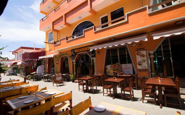 Hotel & Restaurant Bucaneros, Isla Mujeres