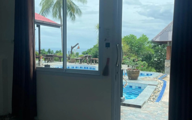 Sairee View Resort