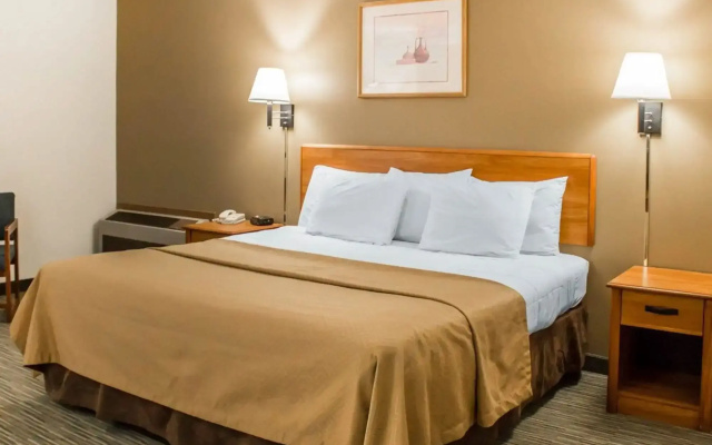 Econo Lodge Elkhart North