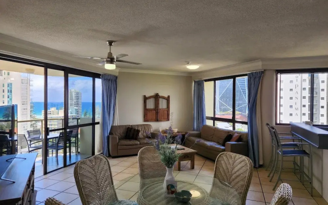 Surfers Hawaiian Holiday Apartments