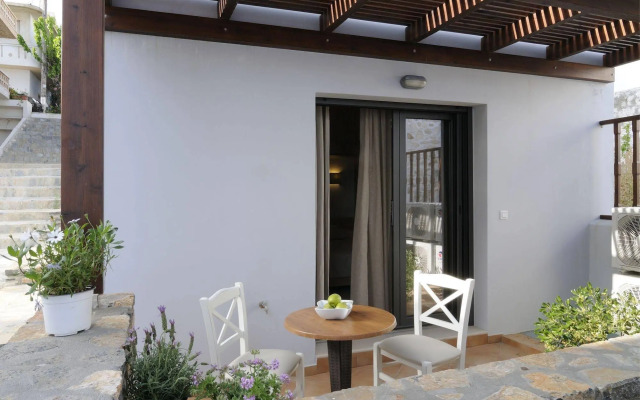 Myrtos Mare Suites