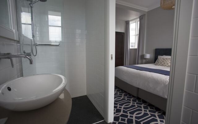 Seabreeze Hotel