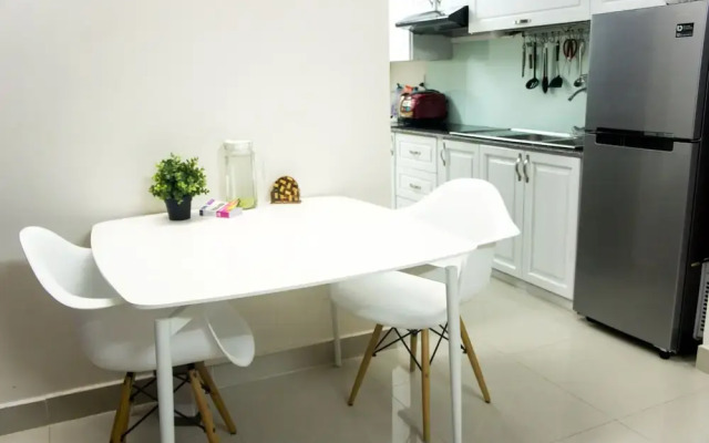 Sweet Apartment New and Shine