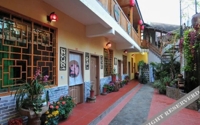 Zaishui Yifang Motel