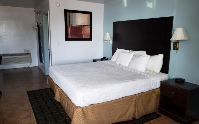 Topaz Motel