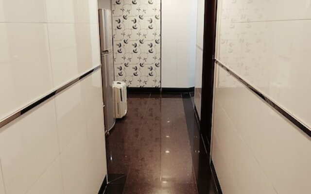 Four Seasons Hostel
