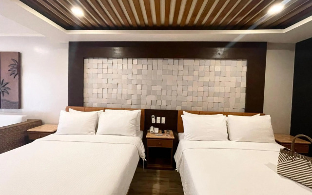 Red Coconut Beach Hotel