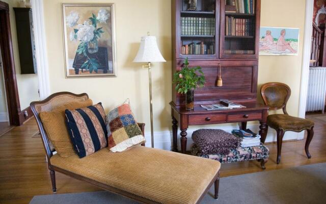 The Caversham House Bed and Breakfast