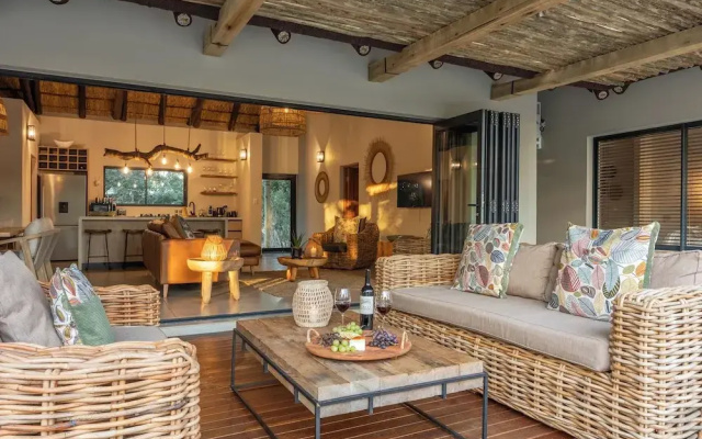 Ukanyi Luxury Villa