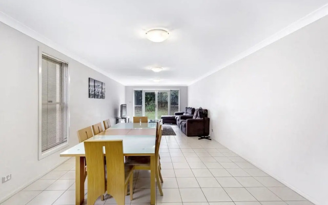 Alida Place, 1 Lagoons Estate