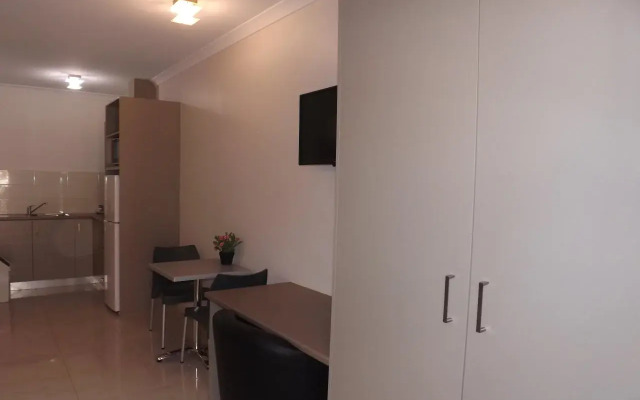 Derby Lodge Self Contained Apartments