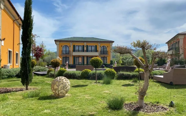 Therma ECO Village