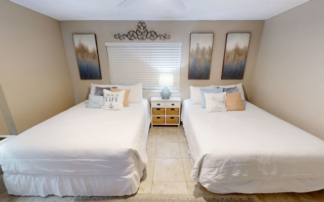 Shoreline Towers 2064 2 Bedroom Condo