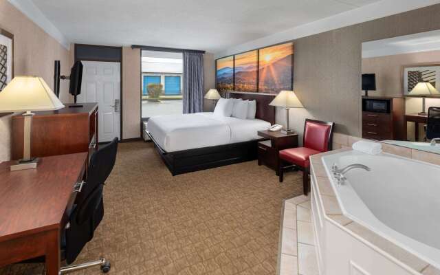 Days Inn by Wyndham Columbia Kentucky
