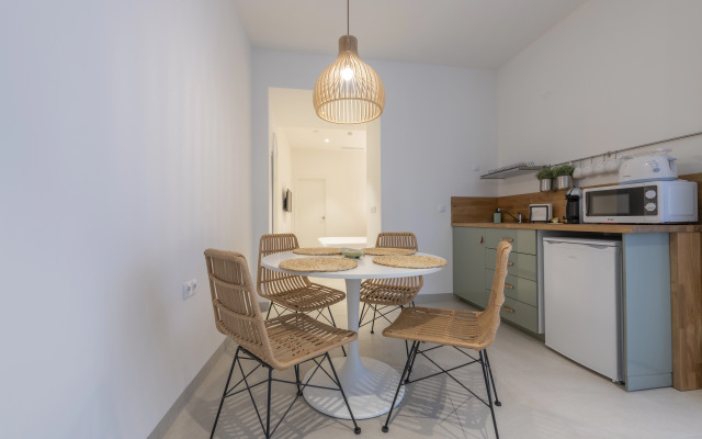 Alzocaire Boutique
