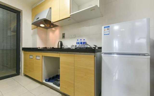 Guangzhou Yijia International Apartment