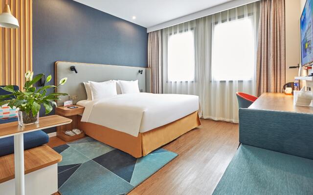 Holiday Inn Express Nanjing Xuanwu Lake, an IHG Hotel