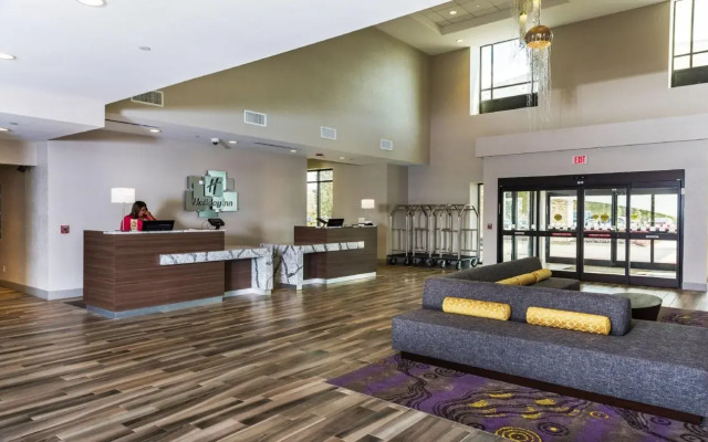 Holiday Inn & Suites - Joliet Southwest by IHG