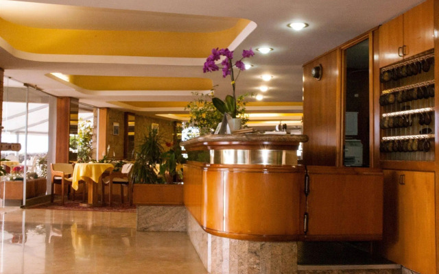 Hotel Caribe - Garda Lake Collection