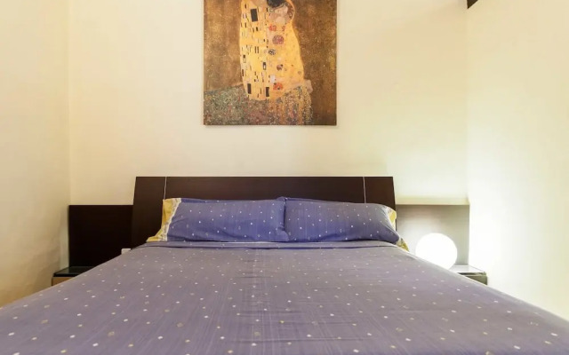 Plaza de Lavapiés Madrid Centro