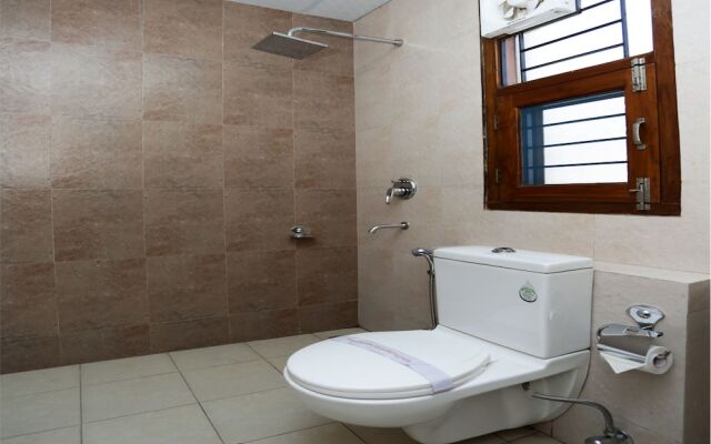 OYO 13435 Atithi Suites