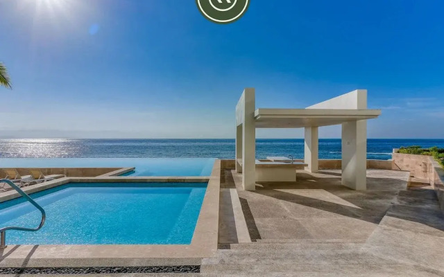 Oceanview 1 BR Condo - Beach - Multiple Pools