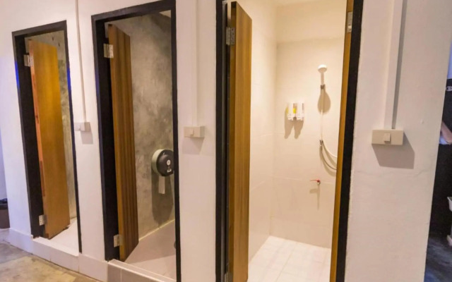 Z's Hostel at Tha Phae Gate