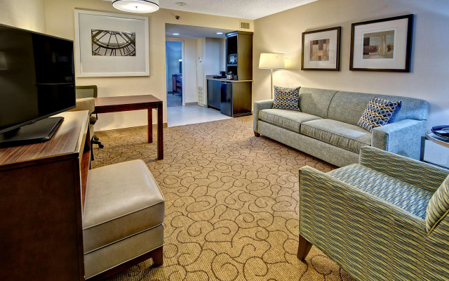 Embassy Suites by Hilton Memphis East Germantown Area