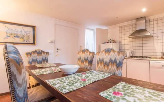 RSH Giulia Large Piazza Navona Apartment