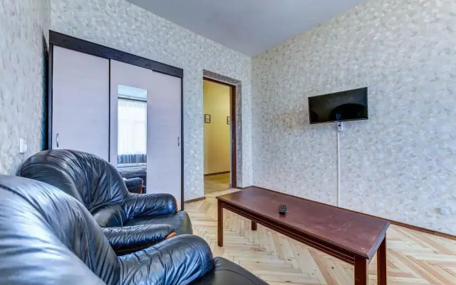 Гости Любят на проспекте Юрия Гагарина 35