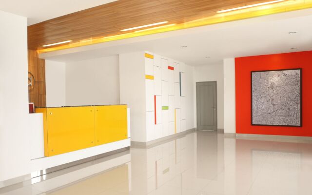 Amaris Hotel Serpong - Tangerang