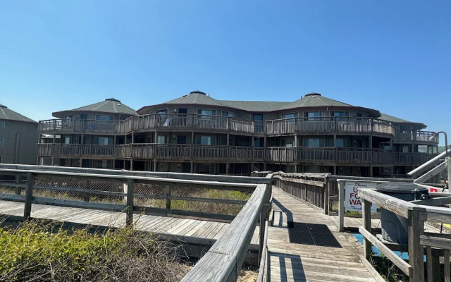 Outer Banks Beach Club Resort