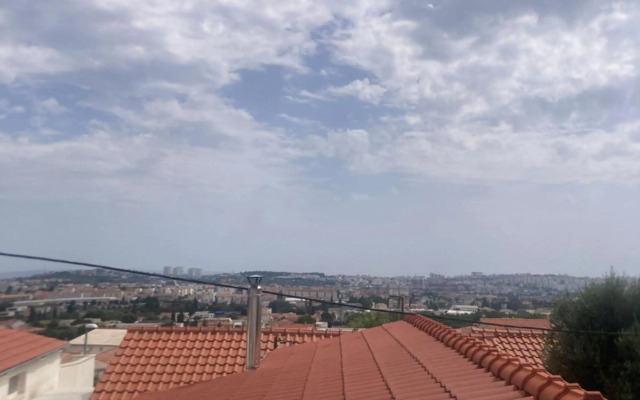 Alva Apartman (LOVELY ONE BEDROOM APARTMENT)