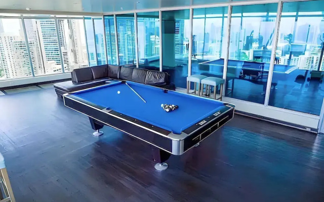 YC 701-C l Apartamento 2BR en av balboa