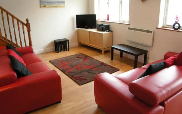 Freshwater Bay Hol Vge 14
