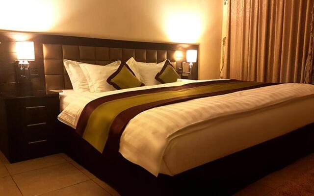 Qasr Allathqiah Furnished Apartment 4