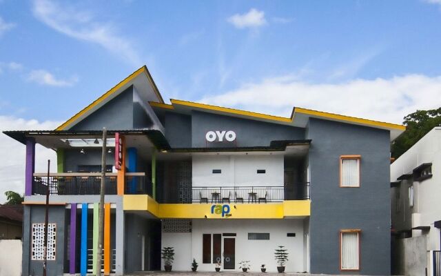 OYO 1095 Rap Hotel