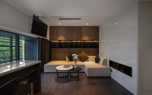 Draco Hotel & Suites – Guest Rooms – Da Nang
