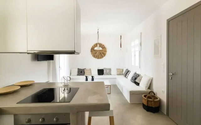 M4 Miloi 4 Luxury Villa in Kythnos