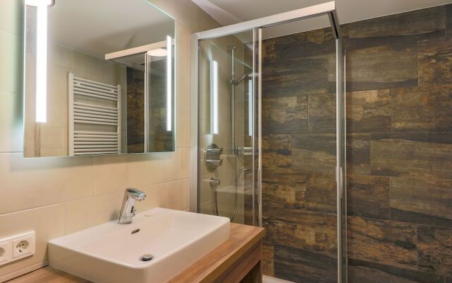 Apartment in Wald im Pinzgau With Pool
