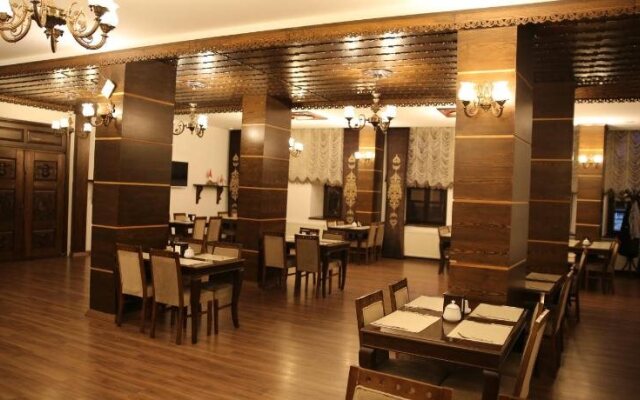 Cheltikov Hotel