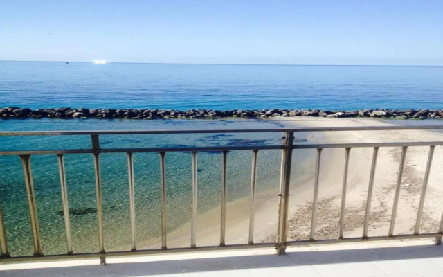 Appartamento Con Terrazza Sul Mare