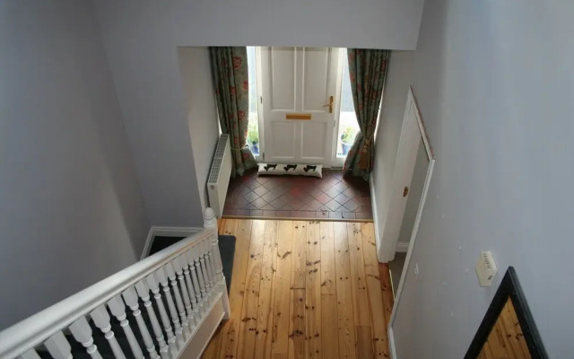 Lios Mór - 5 bed self catering house