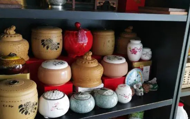 Qingdao Lanhu Meishu